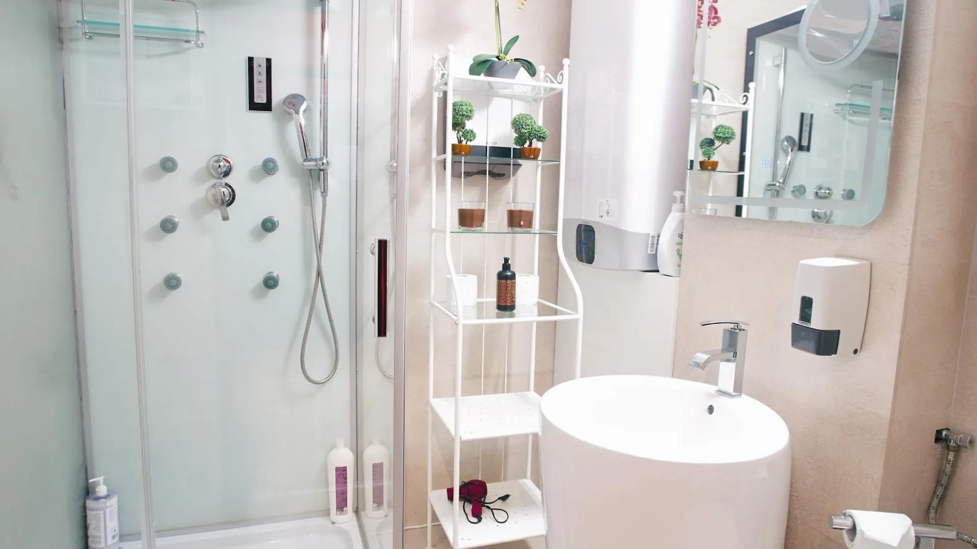 Elite Signature Suite I Leisure Apt In The City Centre Бухарест 0*,  Румыния